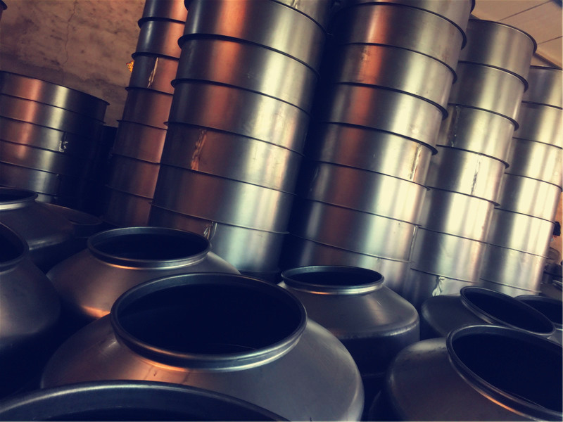 整潔有序車間體現(xiàn)小型攪拌機廠家生產車間規(guī)范秩序--河北東圣吊索具制造有限公司--小型攪拌機|石材夾具|液壓堆高車|手動叉車