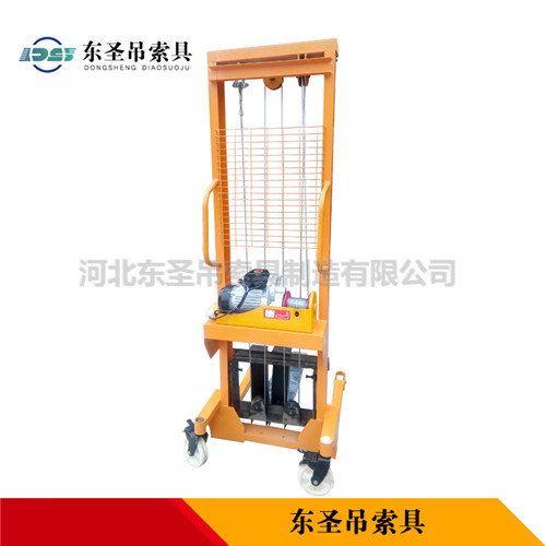 小型手動液壓堆高車使用輕巧便捷與設(shè)計方案何關(guān)系？--河北東圣吊索具制造有限公司--小型攪拌機(jī)|石材夾具|液壓堆高車|手動叉車